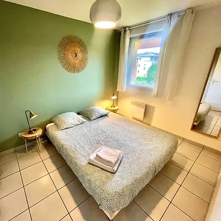 Côté Parc  Cité De L'espace - Balcon - Piscine