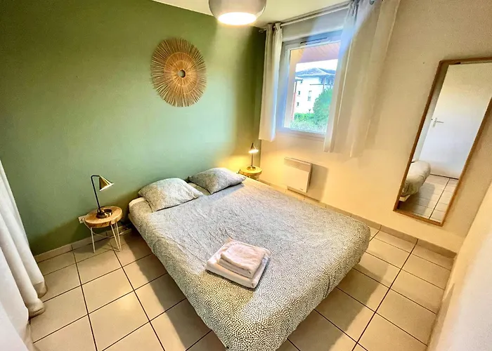 Côté Parc  Cité De L'espace - Balcon - Piscine